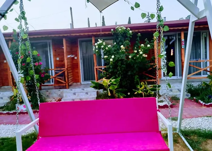 Zeyos Hotel *